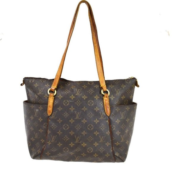 LOUIS VUITTON Logo Totally MM Shoulder Bag Monogram Leather
